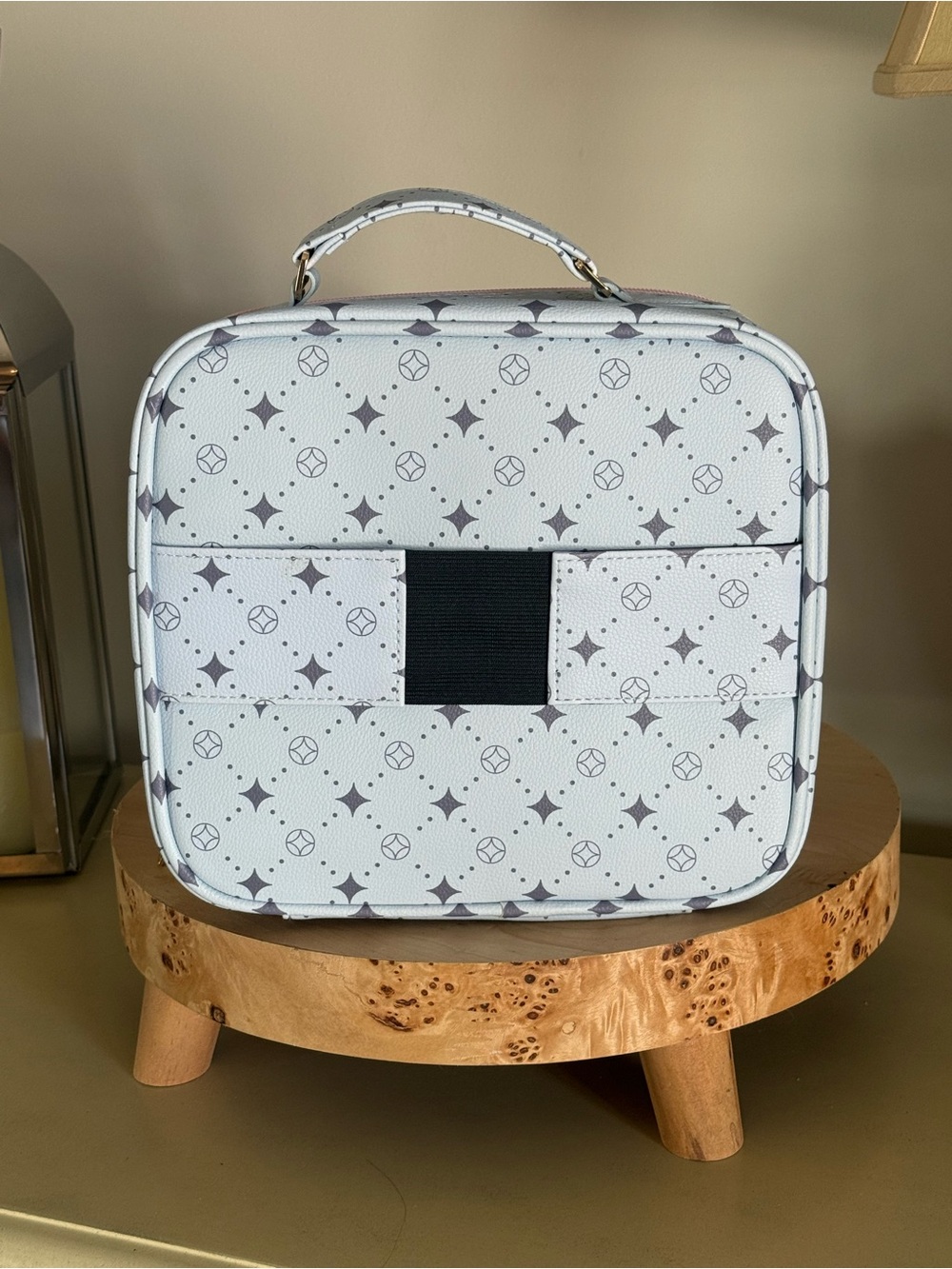 Cosmetic Organizer - Picture 3 of 8